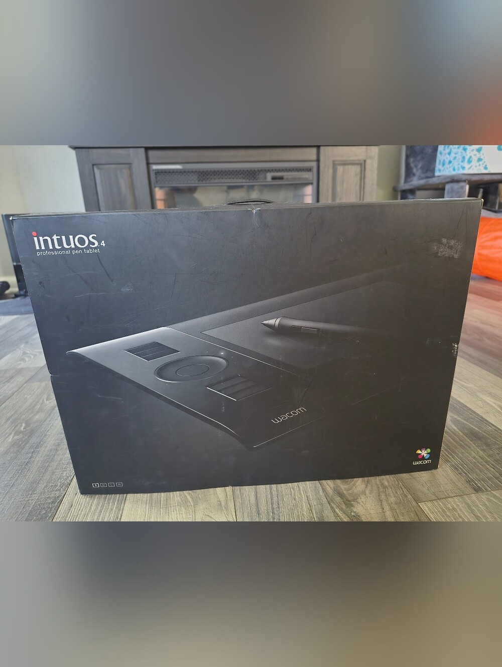 Wacom Intuos4 Professional Pen Tablet
